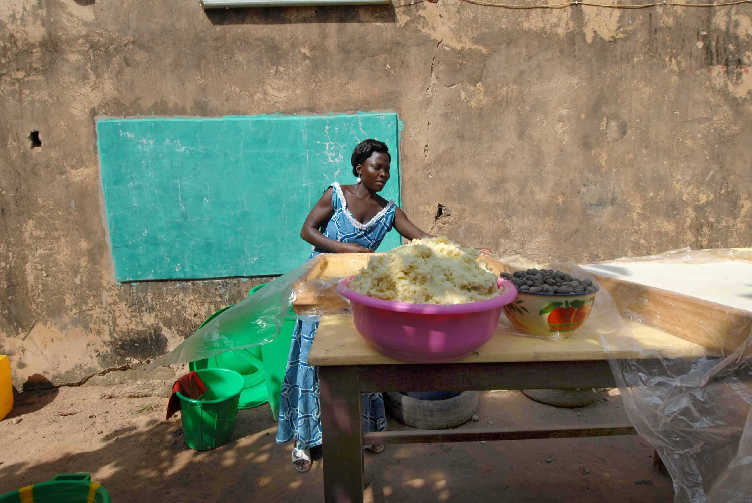 Woman preparing food in Burkina Faso